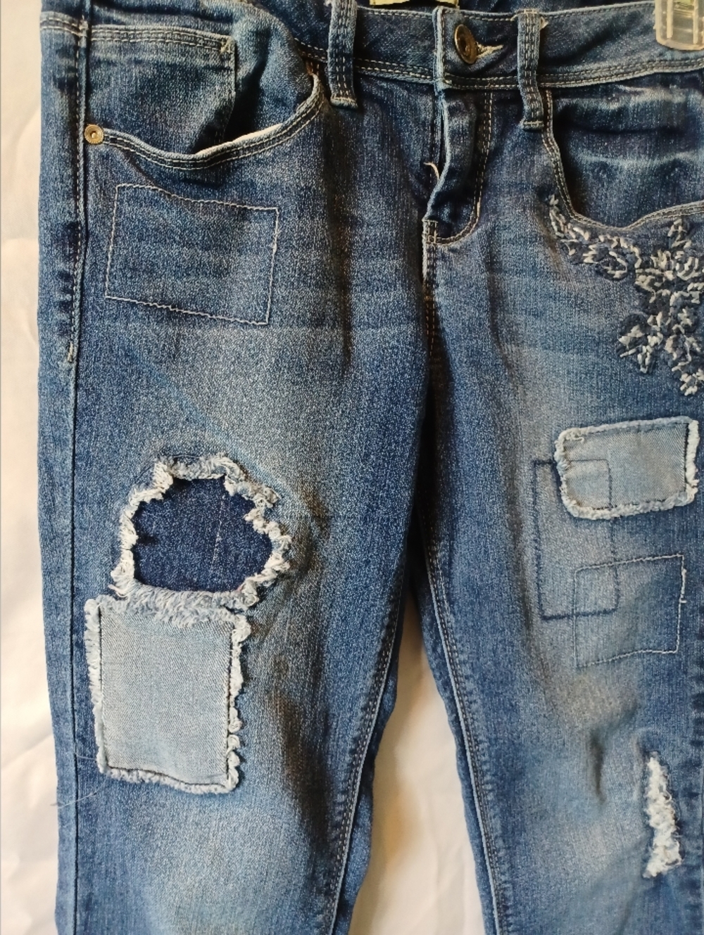 Squeeze Girls Dark Faded Blue Patch-Accent Distressed Skinny Denim Jeans - Picture 3 of 6